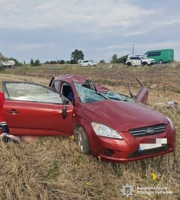 ДТП на Кіровоградщині: автомобіль злетів у кювет, є постраждалі