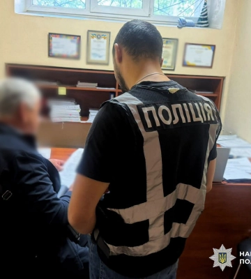 У Києві під час зміни травмувався робітник КО «Київзеленбуд» - бригадиру повідомлено про підозру