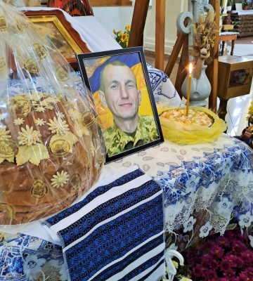 На Волині провели в останню дорогу військового Дмитра Бешту