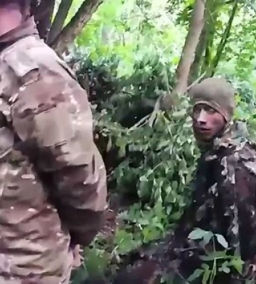 Спецпризначенці ССО захопили двох рашистів у полон та навели артилерію на іншу групу окупантів на Донеччині. ВIДЕО