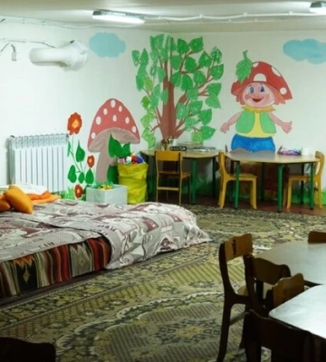 Правила роботи дитсадків Києва під час повітряної тривоги: що мають знати батьки