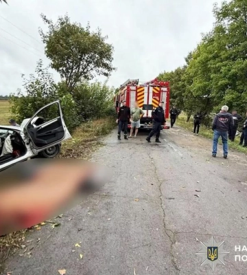 Четверо загиблих та травмовані діти: моторошна серія ДТП на Рівненщині (ВІДЕО)