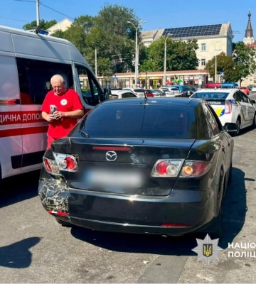 В Одесі внаслідок ДТП постраждали неповнолітня дівчина та літня жінка