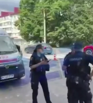 Заявляв, що не помітив дівчину через зустрічні авто: у Луцьку водія ВАЗа покарали за ДТП на переході