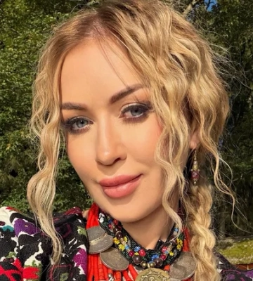 «Цей період змусив мене зупинитися». Наталія Валевська перенесла операцію і взяла паузу в кар'єрі