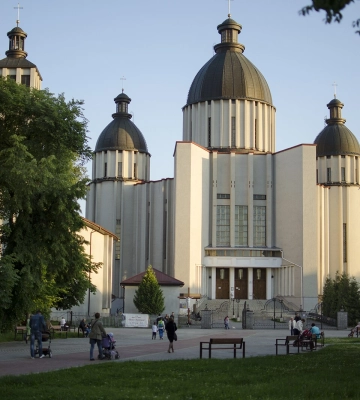 На священника у Львові напав чоловік просто під час богослужіння (відео)