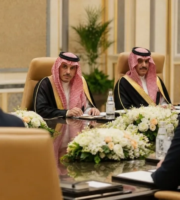 Глава МЗС Саудівської Аравії заявив про підтримку миру — Asharq Al-Awsat