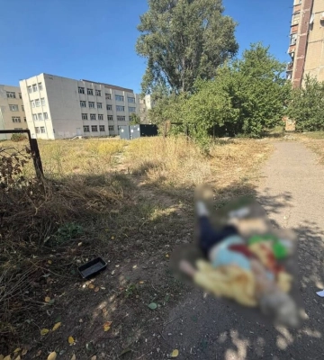 Росіяни вдарили по евакопункту та житловому району Краматорська: є загибла і поранені