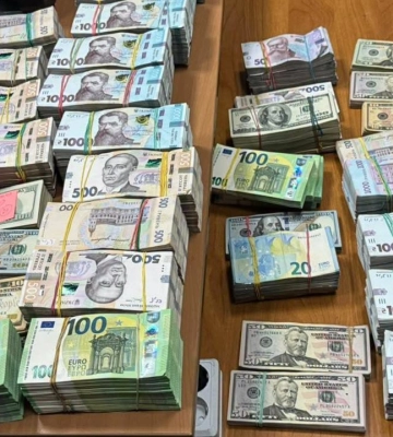 ОГП и БЭБ раскрыли масштабный конвертцентр: 50 обысков, изъято миллионы наличных