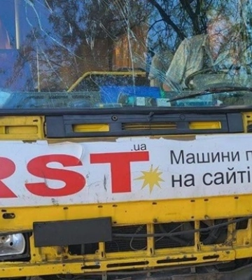 Россияне нанесли удар по маршрутке в Херсоне