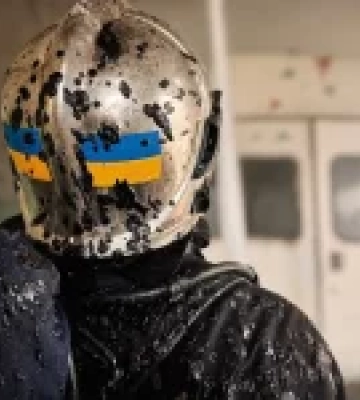 Київщина: рятувальники ліквідовують наслідки ворожих ударів по Фастівщині