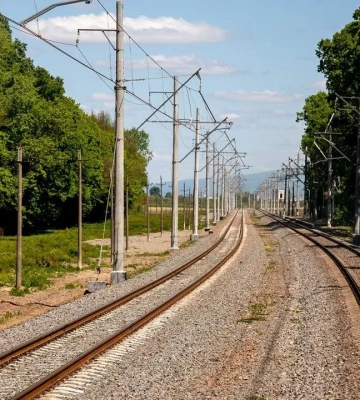 В Україні завершили електрифікацію першої євроколії Ужгород — Чоп