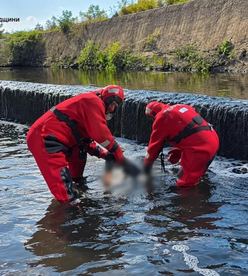 На Кіровоградщині рятувальники дістали з річки тіло потопельника, - ДСНС