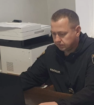 Побив і залишив помирати на дивані: мешканця Одещини судитимуть за вбивство