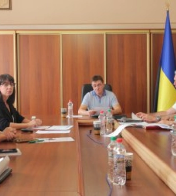 Наповнення місцевих бюджетів та скорочення податкового боргу : фінансова спроможність громад Закарпаття