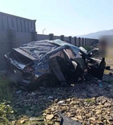 Авто вилетіло в кювет і перекинулося: на об’їзній Хуста 34-річна водійка отримала важкі травми